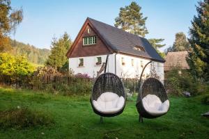 Zahrada ubytování ENJOY COZY NEST View Hills Garden Forest Sauna Hottub
