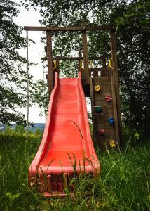 Herní místnost nebo prostor pro děti v ubytování ENJOY COZY NEST View Hills Garden Forest Sauna Hottub