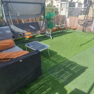 特拉维夫Private rooms near the beach center的相册照片