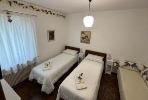 Letto o letti in una camera di Sensory Garden