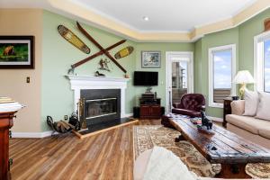 TV a/nebo společenská místnost v ubytování Highridge Court 08 with Wintergreen Advantage