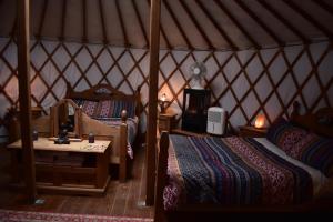 Et sittehjørne på Doolin Glamping