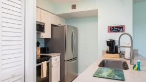 Kuchyň nebo kuchyňský kout v ubytování Aqua Vista Ocean Pointe 3307