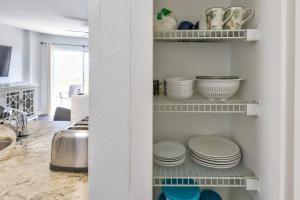 Postelja oz. postelje v sobi nastanitve Lazy Daze Double King Suite Ocean Pointe 2310