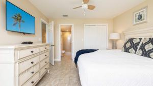 Letto o letti in una camera di Ocean View Gem Ocean Pointe 3406