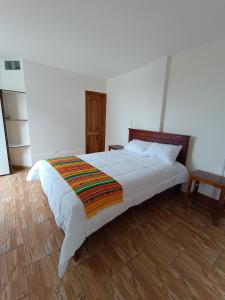 Letto o letti in una camera di Quito Basecamp - Adventure Hostel