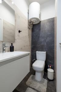 Koupelna v ubytování Modern Apartment 305