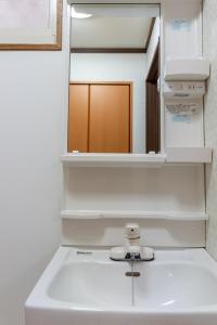 Gambar di galeri bagi 梟の宿 岛之内3号馆1楼2楼 步行300m至道顿堀! 徒步5分钟日本桥站! 心斋桥8分钟 黑门市场15分种徒步圈内 !中央区240平方5间房可住20人 di Osaka