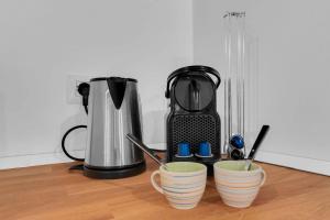 Coffee and tea making facilities at Milan Stay - Alzaia Naviglio Grande
