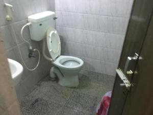 Koupelna v ubytování VALLI HOTEL