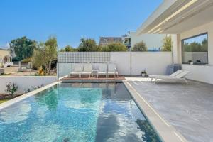 The swimming pool at or close to Villa Valentina Chania