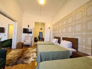 TV a/nebo společenská místnost v ubytování family suites cairo