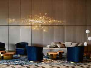 Hotel Chadstone Melbourne MGallery Collection的休息区