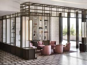Hotel Chadstone Melbourne MGallery Collection的休息区