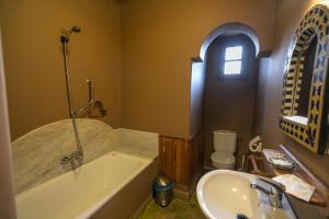 Koupelna v ubytování Riad Louna Fes & Spa