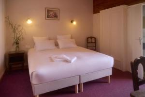 Gallery image of Hôtel Restaurant Le Botaniste in Prats-de-Mollo-la-Preste