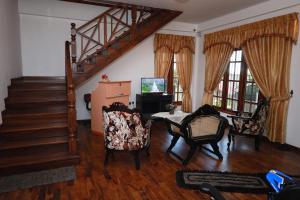 TV a/nebo společenská místnost v ubytování Asiri View Cottage