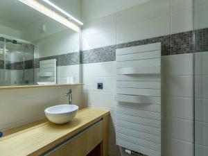 Ένα μπάνιο στο Les Arcs 1800 : Appart lumineux 3P, sauna, hammam, proche pistes, 6 pers - FR-1-352-60 +14 φωτογραφίες