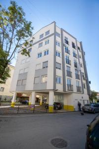 Το κτήριο όπου στεγάζεται  το διαμέρισμα
