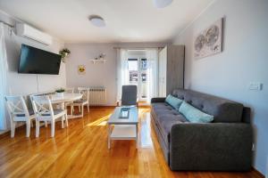 Χώρος καθιστικού στο Penthouse Belgrade