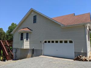 Το κτήριο όπου στεγάζεται  η βίλα