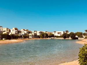 Imagen de la galería de Sunset Haven in Tawila TownHouse, en Hurghada