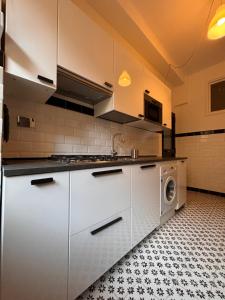 Cucina o angolo cottura di The Place Strozzi