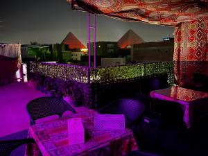 Fotografija u galeriji objekta Jana pyramids view in 3 u gradu Kairo