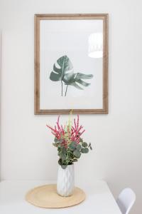 Gallery image of Serene Studio apartment with stylish interior space in JLT! in Dubai