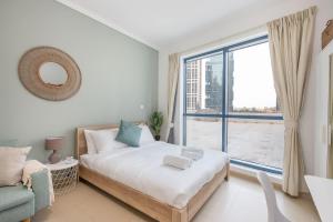 Gallery image of Serene Studio apartment with stylish interior space in JLT! in Dubai