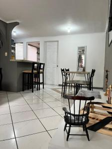 Φωτογραφία από το άλμπουμ του Todo cerca Apartamento Familiar en el corazón de San Salvador στο Σαν Σαλβαδόρ