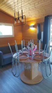 Khu vực ghế ngồi tại Cape Agde Charmant chalet sur le Mont Saint Loup
