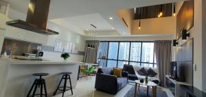 Nhà bếp/bếp nhỏ tại M city Ampang Lake view
