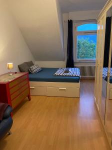 Postel nebo postele na pokoji v ubytování Nice Private Room in Shared Apartment - 2er WG