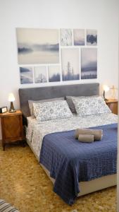 A bed or beds in a room at NEW! True-stevere Amazing Double Bed for 5 pax