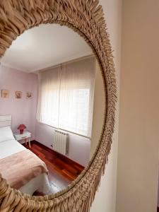 Łóżko lub łóżka w pokoju w obiekcie Apartamento completo, amplio, muy iluminado y con plaza de garaje incluida.