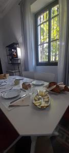 Jedlo v ubytovaní bed & breakfast alebo blízkom okolí