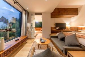 Μια τηλεόραση ή/και κέντρο ψυχαγωγίας στο Dali European Inn