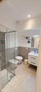 A bathroom at BARBARA Classy Apartment 101