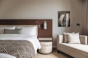 Cama ou camas em um quarto em The Santa Maria, a Luxury Collection Hotel & Golf Resort, Panama City