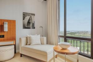 Cama ou camas em um quarto em The Santa Maria, a Luxury Collection Hotel & Golf Resort, Panama City