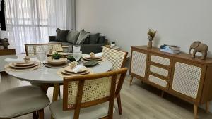 Gallery image of Tulum Club - Lindo, Moderno - Enxoval Completo in Bertioga +49 photos