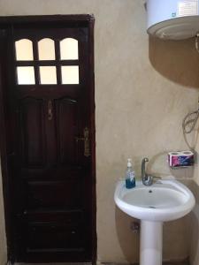 Koupelna v ubytování Oum House Siwa