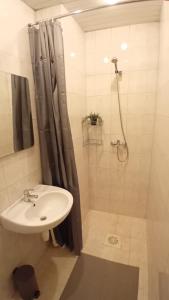 Räpina Guest Apartment的一间浴室