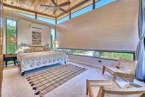 Giường trong phòng chung tại Buho Vibe Earthy Elegance +15 ảnh