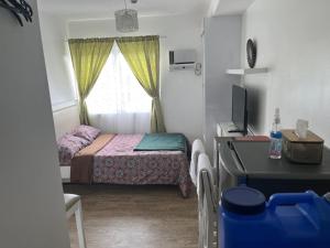 Postel nebo postele na pokoji v ubytování STANFORD SUITES 2 UNIT 755 lilian