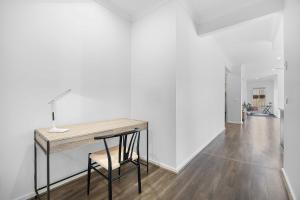 Φωτογραφία από το άλμπουμ του Modern Family Home in Lucas with Free WiFi σε Windermere