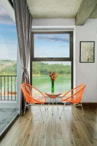 Galeriebild der Unterkunft LaLa Villas in Hòa Bình + 61 Fotos