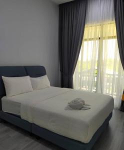 Katil atau katil-katil dalam bilik di Teratak Beringin 8 Bedrooms With Pool +6 gambar