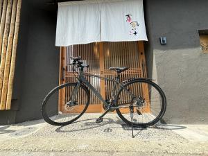 Cycling sa o sa paligid ng Harukazesou Tengachaya 160平米一戸建貸切 最大18名様 大浴場 駐車場3台 ウッドデッキ 電動自転車付
